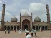 Another Muslim-style temple. I had to wear a skirt to get in because my legs were showing.